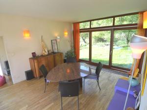 Galeriebild der Unterkunft Charming Holiday Home in Brussels with Swimming Pool in Nivelles