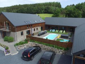 Bazén v ubytování Villa in Manhay with Private Pool nebo v jeho okolí