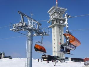 Apartment in Jachymov near Ski Lift semasa musim sejuk