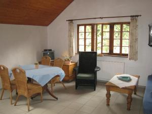 Gallery image of Warm apartment in a small complex with cosy beer garden and small brown cafe in Meisburg