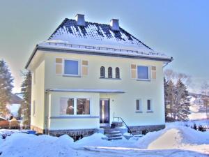 Picturesque Villa in Medebach near Ski Area през зимата