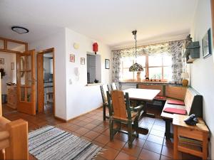 Kuchyň nebo kuchyňský kout v ubytování Cottage in Rinchnach near Arbersee + 32 fotografií
