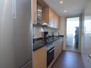 Kuchyň nebo kuchyňský kout v ubytování Apartment with pool in Orihuela