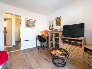 Televízia a/alebo spoločenská miestnosť v ubytovaní Central apartment in Dubrovnik + 34 fotografií