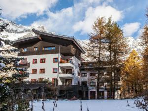 Matterhorn view Apartment in Breuil Cervinia near Ski Area v zimě