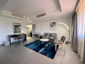 Et opholdsområde på Sabah Hotel