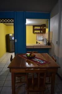 Cucina o angolo cottura di Lidia's Mountain View Vacation Homes