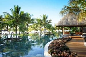 Сад в LUX* Le Morne Resort