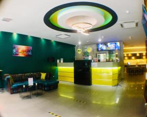 TV a/nebo společenská místnost v ubytování Seeds Hotel Ampang Point