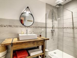 Koupelna v ubytování La ferme de Pham + 26 fotografií