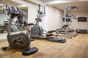 Fitness centrum a/nebo fitness zařízení v ubytování Akti Beach Club