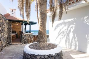 Imagen de la galería de Villa Privada Mirador de La Gomera con jacuzzi, en Puerto de Santiago