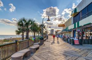 Gallery image of Palm Tree Paradise in Myrtle Beach