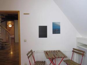 Foto da galeria de MONTEURWOHNUNG - Gesamtes Apartment em Göppingen