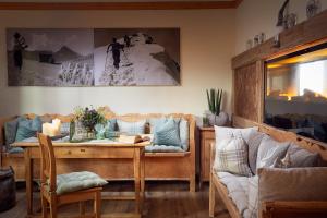 Posezení v ubytování Hotel Central - das kleine Boutique Hotel am Achensee