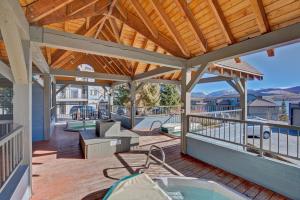 Μπαλκόνι ή βεράντα στο Lake Forest 304F Condo