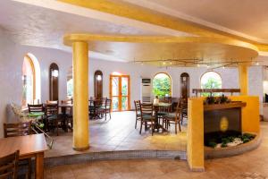 Restaurace v ubytování Complex Sunrise by HMG - All Inclusive