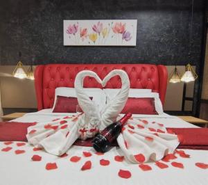 Postel nebo postele na pokoji v ubytování Smile Hotel Selayang Point
