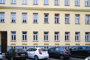 Budova, v ktorej sa apartmán nachádza