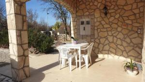 Patio nebo venkovní prostory v ubytování Apartments Roses
