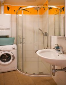 Kúpeľňa v ubytovaní Backpacker Apartment Naschmarkt + 12 fotografií