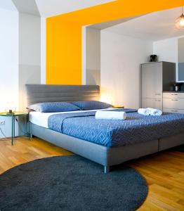 Posteľ alebo postele v izbe v ubytovaní Backpacker Apartment Naschmarkt