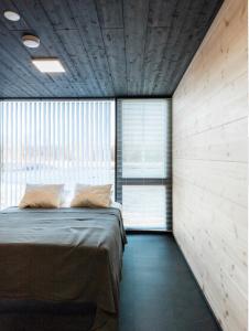 Postel nebo postele na pokoji v ubytování Black Hotel + 37 fotografií