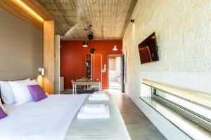 Ένα ή περισσότερα κρεβάτια σε δωμάτιο στο Villa Aori +50 φωτογραφίες