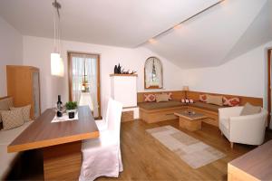 Prostor za sedenje u objektu Landhaus Michael