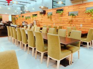 Restaurant o un lloc per menjar a Wemeet Hotel