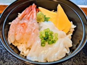 酒店内部或周边提供的食物