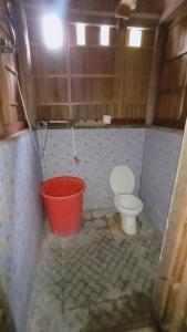 Vonios kambarys apgyvendinimo įstaigoje Erens Guest House