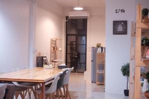 Gallery image of Ma-TaÔ またお Café & hostel in Nan