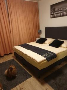 Postel nebo postele na pokoji v ubytování Hotel Eigelstein
