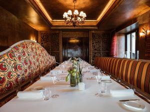 Posezení v ubytování Carlton Hotel St Moritz - The Leading Hotels of the World