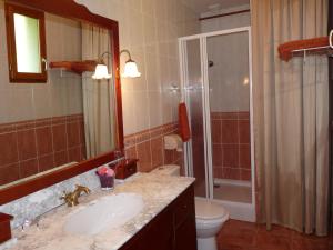 Kylpyhuone majoituspaikassa Le Moulin du Barthas