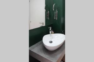 A bathroom at SG Apartamentos LA CASA DE CARLOS VUT47-229