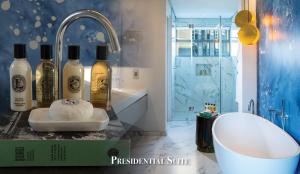Labotessa Luxury Boutique Hotel tesisinde bir banyo