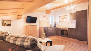 Kuchyň nebo kuchyňský kout v ubytování Stubaier Bauern Appartement