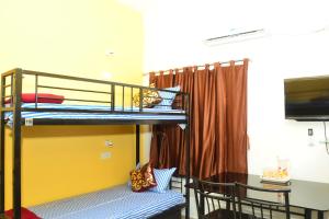 Fotografie z fotogalerie ubytování Tranquil AC Budget Room( Single, Family & Group) v destinaci Bhuvanéšvar