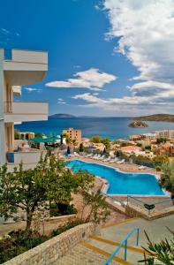 The swimming pool at or close to Hotel Apartments Panorama
