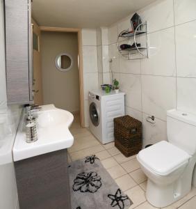 Kúpeľňa v ubytovaní Chrysiida Apartment