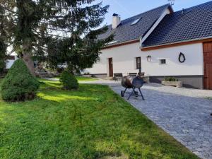 Зображення з фотогалереї помешкання Chalupa Chlum Míša у місті Волари