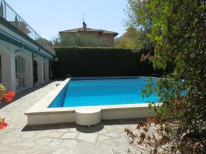The swimming pool at or close to Hotel Nautic B&B