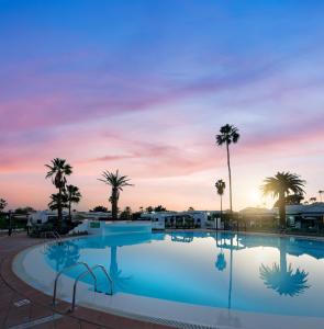 Imagen de la galería de Maspalomas Lago Canary Sunset, en Maspalomas 43 fotos más