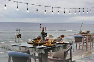 ペニダ島にあるOcean Terrace Suite And Spa Luxuryのギャラリーの写真