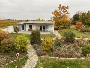 Jardín al aire libre en Cottage Gols