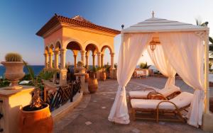 JOIA El Mirador by Iberostar -Adults Only的阳台或露台