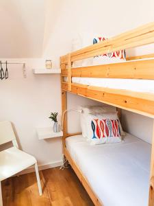 Кровать или кровати в номере PÊPA Guesthouse