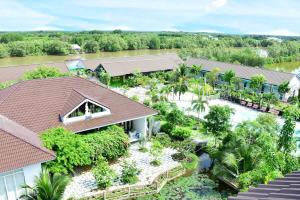 A bird's-eye view of Ozon Hotel